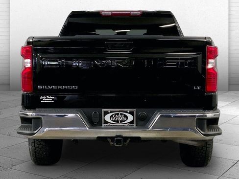 Used 2023 Chevrolet Silverado 1500 LT AWD/4WD image 3