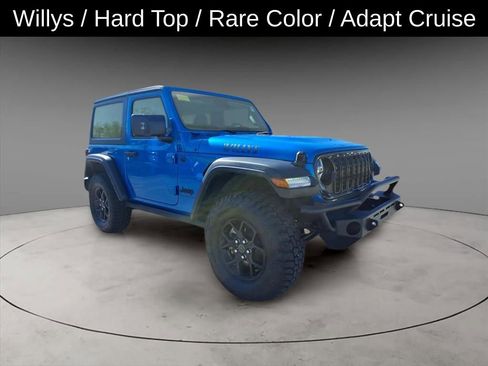 Used 2025 Jeep Wrangler Sport image 14
