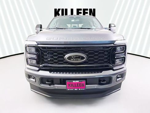 New 2026 Ford F250 Lariat w/ Black Appearance Package AWD/4WD image 2