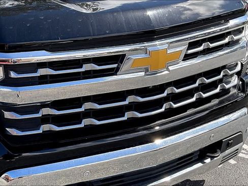 Used 2023 Chevrolet Silverado 1500 LTZ w/ LTZ Premium Package AWD/4WD image 29