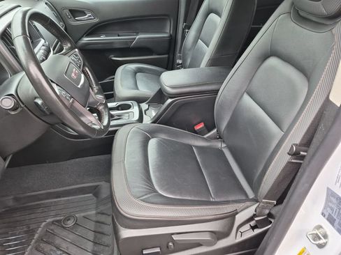 Used 2022 GMC Canyon AT4 w/ Trailering Package AWD/4WD image 16