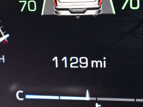 Used 2026 GMC Sierra 2500 SLE w/ SLE Value Package; image 32