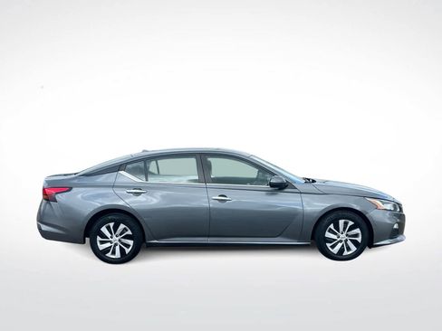 Used 2020 Nissan Altima 2.5 S FWD image 9