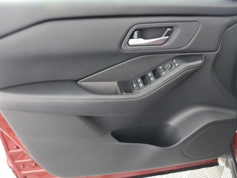 Used 2026 Nissan Rogue SV w/ Cold Weather Package FWD image 25