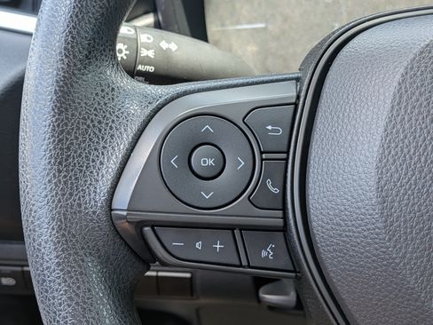 Used 2024 Toyota Corolla LE FWD image 23