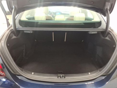 Used 2019 Mercedes-Benz C 300 4MATIC Sedan image 23