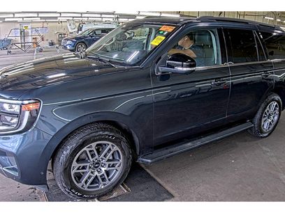 Used 2025 Ford Expedition Active