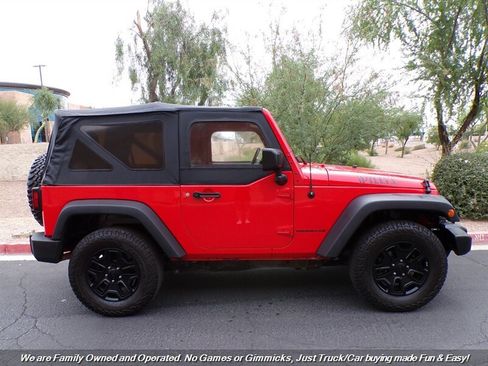 Used 2015 Jeep Wrangler Sport AWD/4WD image 7