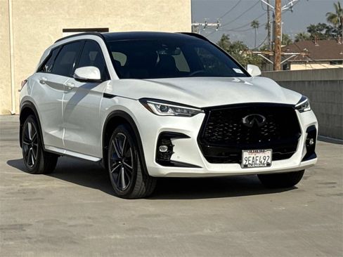 Certified 2023 INFINITI QX50 Sport image 2