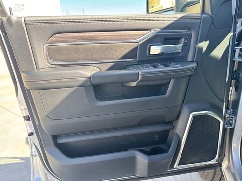 Used 2026 RAM 2500 Laramie AWD/4WD image 10