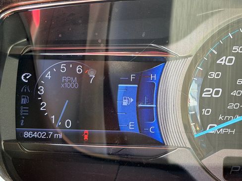 Used 2013 Ford Taurus Limited image 19