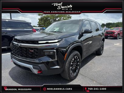 Used 2024 Chevrolet Traverse Z71