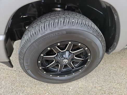 Used 2019 RAM 1500 Limited AWD/4WD image 9