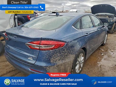 Used 2019 Ford Fusion SE image 4