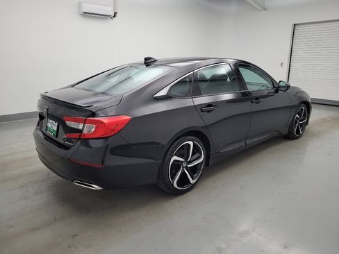 Used 2019 Honda Accord Sport image 10