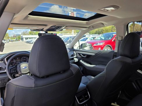 Certified 2025 Subaru Outback Onyx Edition image 17