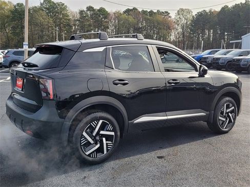 New 2026 Nissan Kicks SV w/ Cold Weather Package image 3