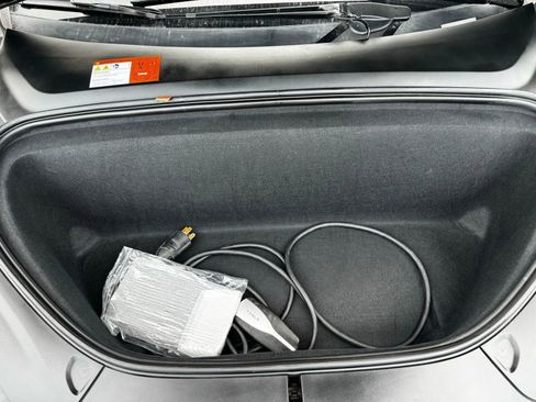 Used 2016 Tesla Model X Performance image 25