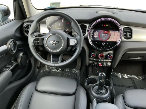 Used 2023 MINI Cooper S image 15