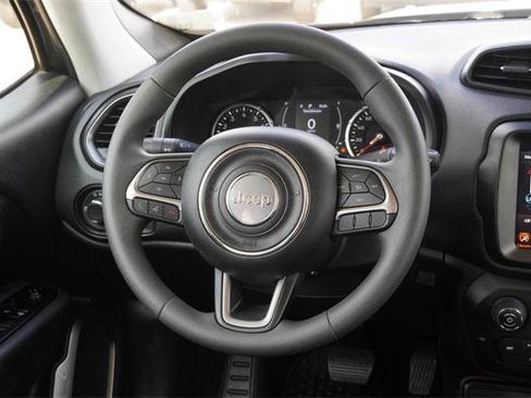 Certified 2022 Jeep Renegade Sport image 16