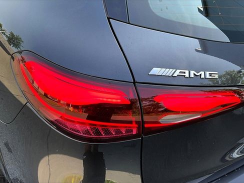 Used 2024 Mercedes-Benz GLC 43 AMG 4MATIC w/ Driver Assistance Package image 22