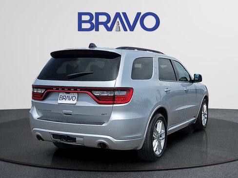 Used 2024 Dodge Durango GT RWD image 4