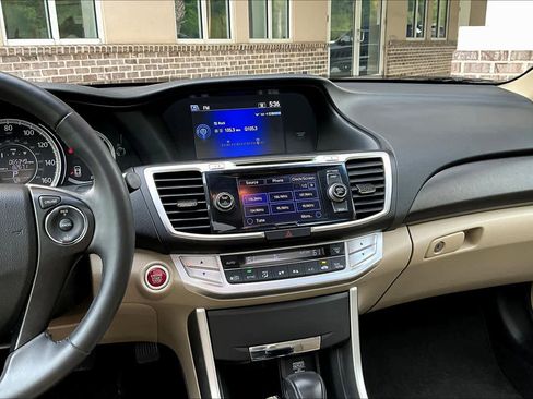 Used 2013 Honda Accord EX-L image 7