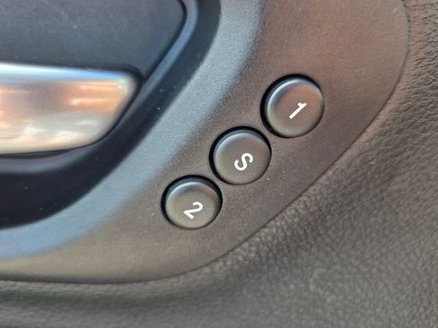 Used 2018 Jeep Cherokee Trailhawk w/ Quick Order Package 27L image 37