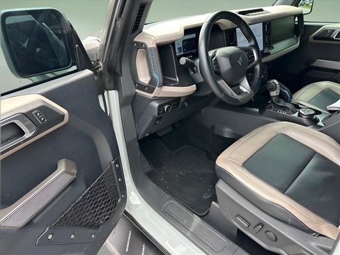 Used 2023 Ford Bronco Wildtrak AWD/4WD image 11