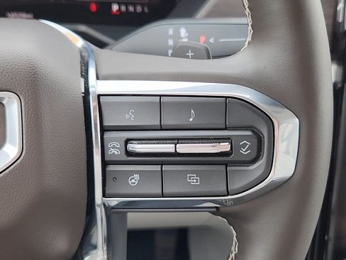 Used 2024 GMC Acadia Denali AWD/4WD image 14