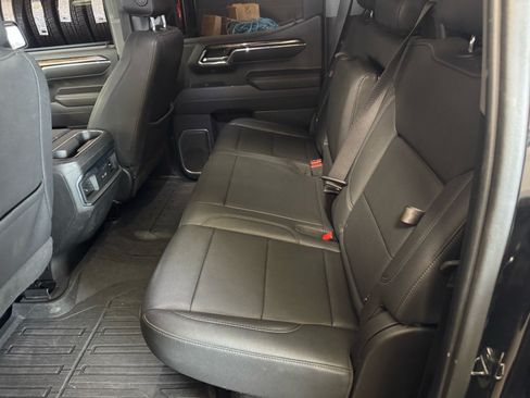 Used 2023 GMC Sierra 1500 Elevation w/ Elevation Premium Package AWD/4WD image 11