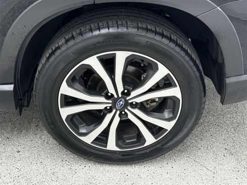 Used 2020 Subaru Forester Limited image 43