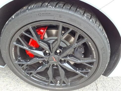 Used 2023 Chevrolet Corvette Stingray Preferred Cpe w/ Z51 Performance Package RWD image 19