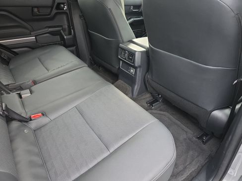 Used 2026 Toyota 4Runner TRD Off-Road Premium AWD/4WD image 11