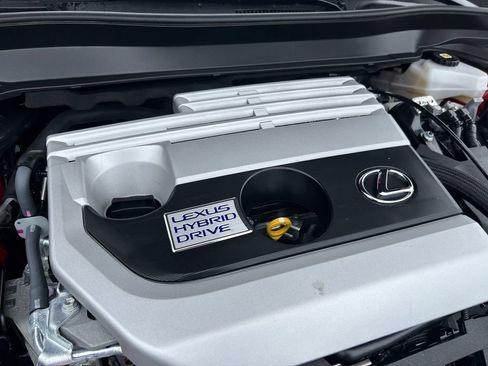 Used 2022 Lexus UX 250h w/ Premium Package AWD/4WD image 30
