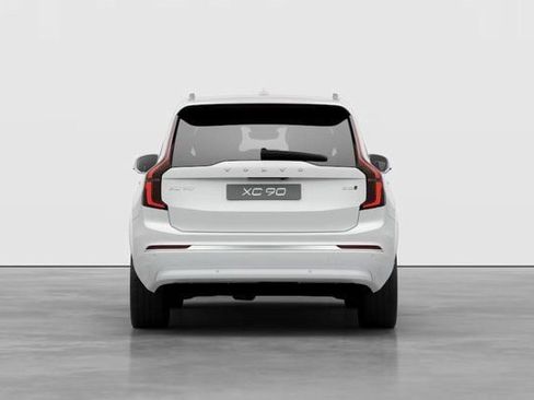 New 2026 Volvo XC90 B6 Plus w/ Protection Package Premier image 3