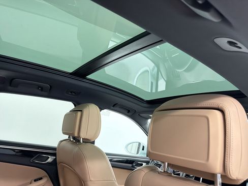 Certified 2023 Porsche Macan S AWD/4WD image 15
