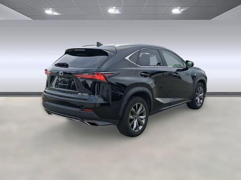 Used 2019 Lexus NX 300 FWD image 7