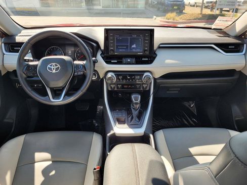 Used 2021 Toyota RAV4 XLE Premium AWD/4WD image 18