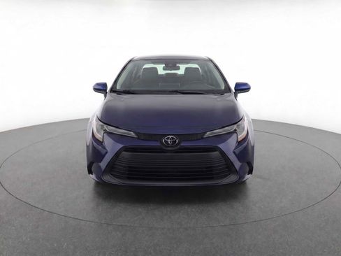 Used 2024 Toyota Corolla LE FWD image 2