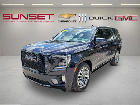 Certified 2023 GMC Yukon Denali Ultimate AWD/4WD image 8