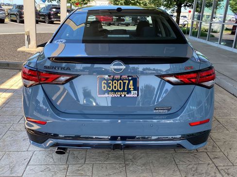 Certified 2025 Nissan Sentra SR w/ Midnight Edition FWD image 6