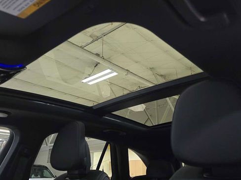 New 2026 Mercedes-Benz GLC 300 4MATIC image 22