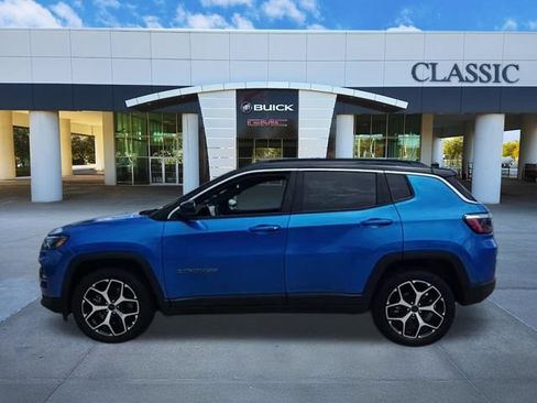 Used 2025 Jeep Compass Limited AWD/4WD image 5
