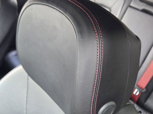 Used 2022 Porsche Cayenne E-Hybrid Coupe image 20