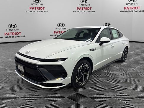 New 2026 Hyundai Sonata SEL image 2