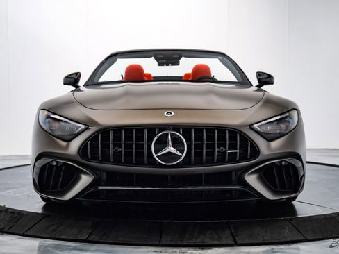 Used 2022 Mercedes-Benz SL 55 AMG 4MATIC image 40