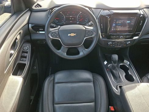 Certified 2023 Chevrolet Traverse LT image 13