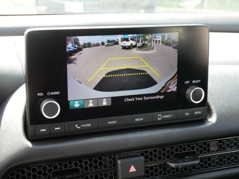 Certified 2023 Honda HR-V LX image 29