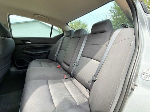 Used 2020 Nissan Altima 2.5 S FWD image 16